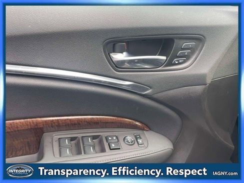 Used 2018 Acura MDX SH-AWD image 17
