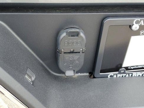 New 2026 GMC Sierra 1500 SLE w/ X31 Off-Road Package image 7