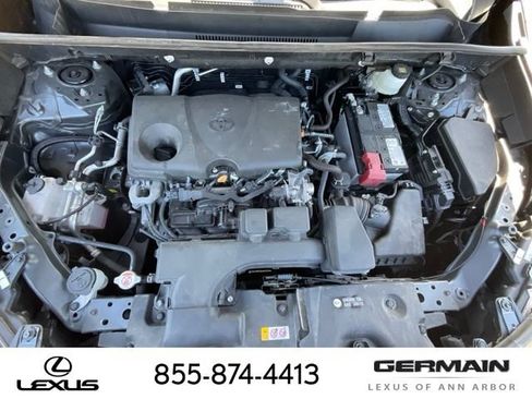 Used 2025 Toyota RAV4 XLE AWD/4WD image 24