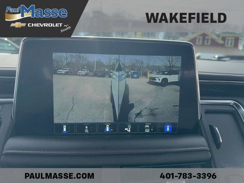 Used 2022 Chevrolet Suburban RST w/ Luxury Package image 13