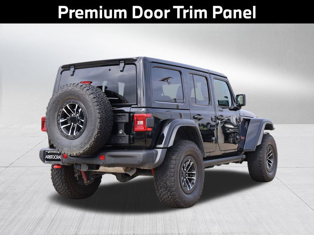 Used 2025 Jeep Wrangler Unlimited Rubicon AWD/4WD image 29