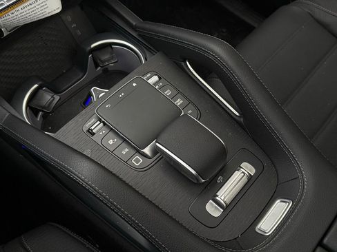 Used 2026 Mercedes-Benz GLS 450 4MATIC image 25