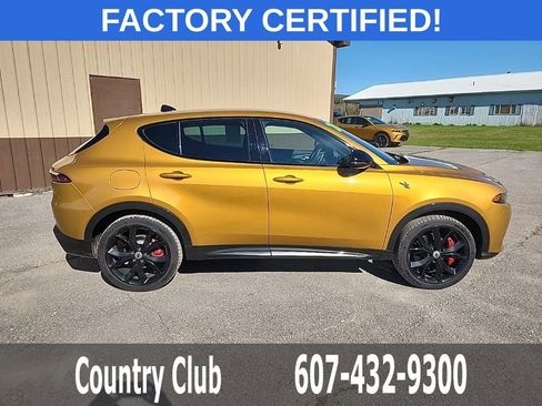 Used 2024 Dodge Hornet R/T image 9