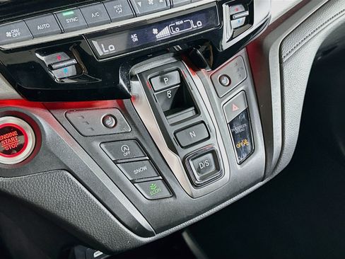 Used 2025 Honda Odyssey Sport-L image 25
