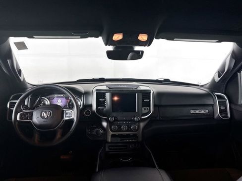 Used 2020 RAM 1500 Big Horn AWD/4WD image 12