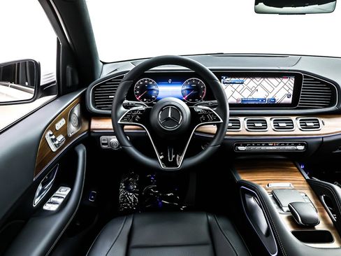 New 2026 Mercedes-Benz GLE 350 4MATIC image 4