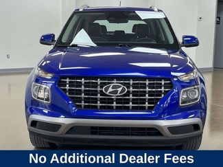 Certified 2023 Hyundai Venue Limited w/ Cargo Package FWD video 2