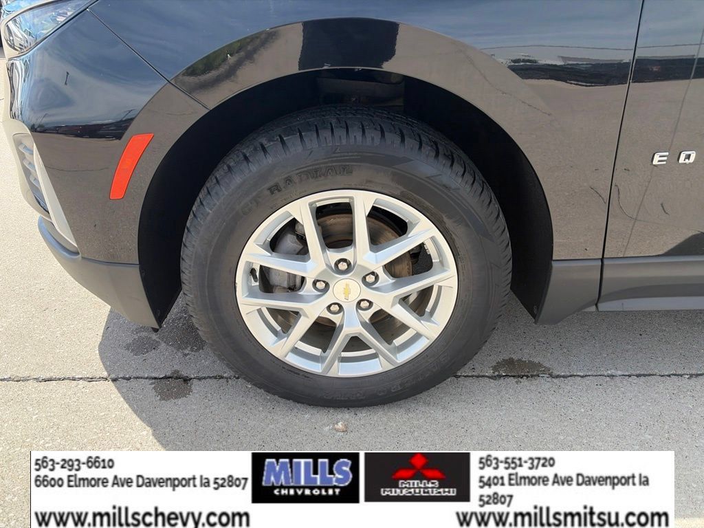 Used 2022 Chevrolet Equinox LT AWD/4WD image 9
