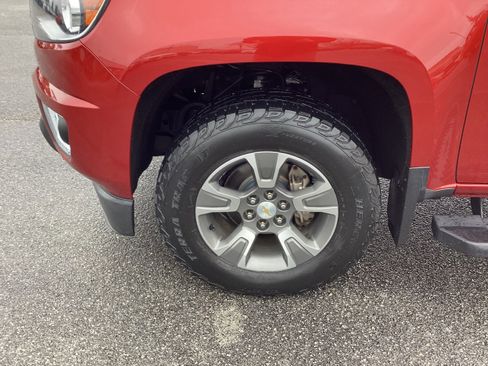 Used 2015 Chevrolet Colorado Z71 image 9