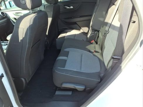 Used 2024 Chevrolet Blazer LT w/ Convenience Package FWD image 12