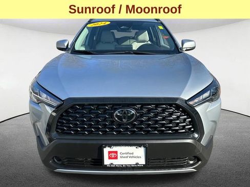 Certified 2024 Toyota Corolla Cross LE w/ Moonroof Package image 4