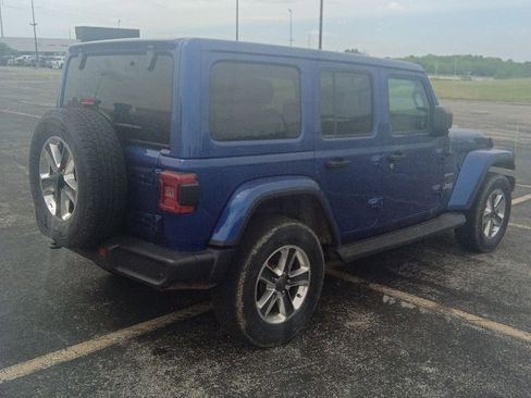 Used 2019 Jeep Wrangler Unlimited Sahara w/ Safetytec Group AWD/4WD image 5