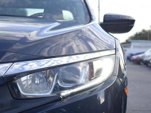 Used 2018 Honda Civic LX image 3