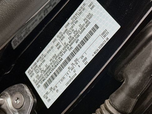 Used 2025 Ford Escape Platinum AWD/4WD image 12