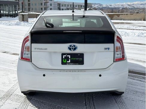 Used 2012 Toyota Prius Two image 7