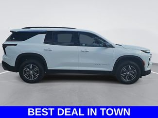 New 2026 Chevrolet Traverse LT w/ Sun and Wheel Package FWD video 2