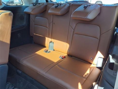 Used 2024 Nissan Pathfinder Platinum w/ Cargo Package image 15