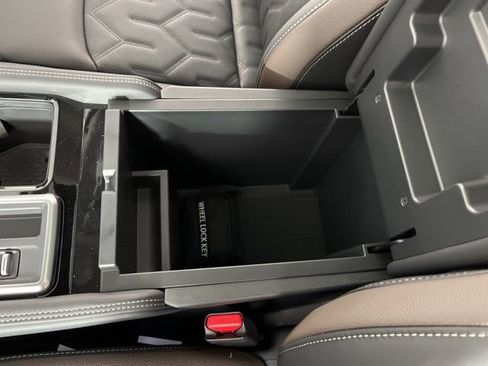 New 2026 Nissan Pathfinder Platinum image 29