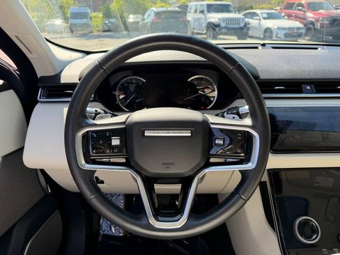 Used 2021 Land Rover Range Rover Velar S AWD/4WD image 16