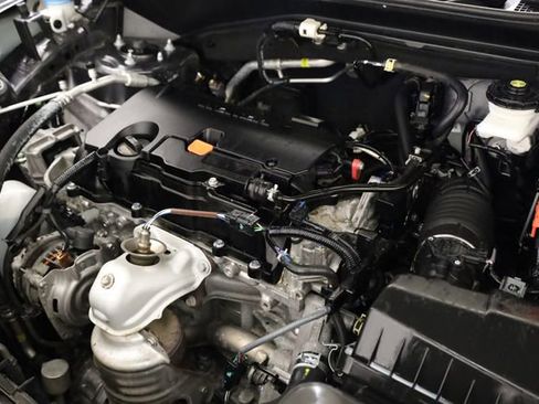 Used 2023 Honda HR-V LX image 9