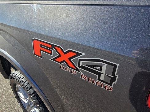 Used 2019 Ford F150 Lariat image 11