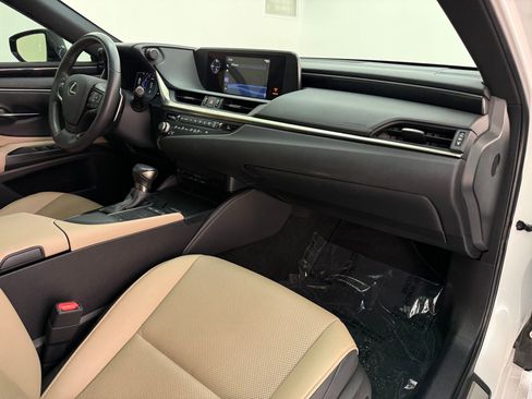 Used 2021 Lexus ES 350 w/ Accessory Package FWD image 27