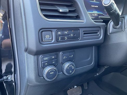 Certified 2024 Chevrolet Tahoe Z71 image 15