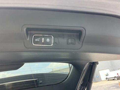 Used 2024 Ford Explorer ST AWD/4WD image 17
