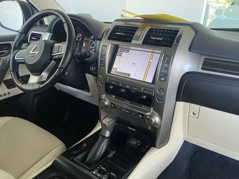 Used 2021 Lexus GX 460 Premium AWD/4WD image 11