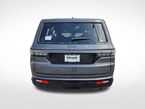 New 2026 Jeep Grand Wagoneer Limited AWD/4WD image 4