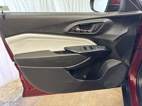 Certified 2024 Chevrolet Trax LT FWD image 21