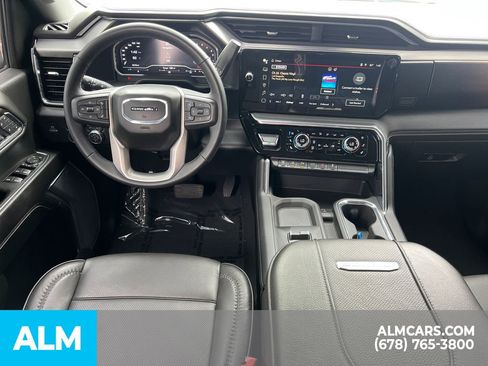 Used 2024 GMC Sierra 3500 Denali image 29