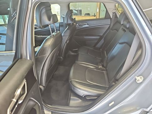 Certified 2023 Kia Sportage EX image 30