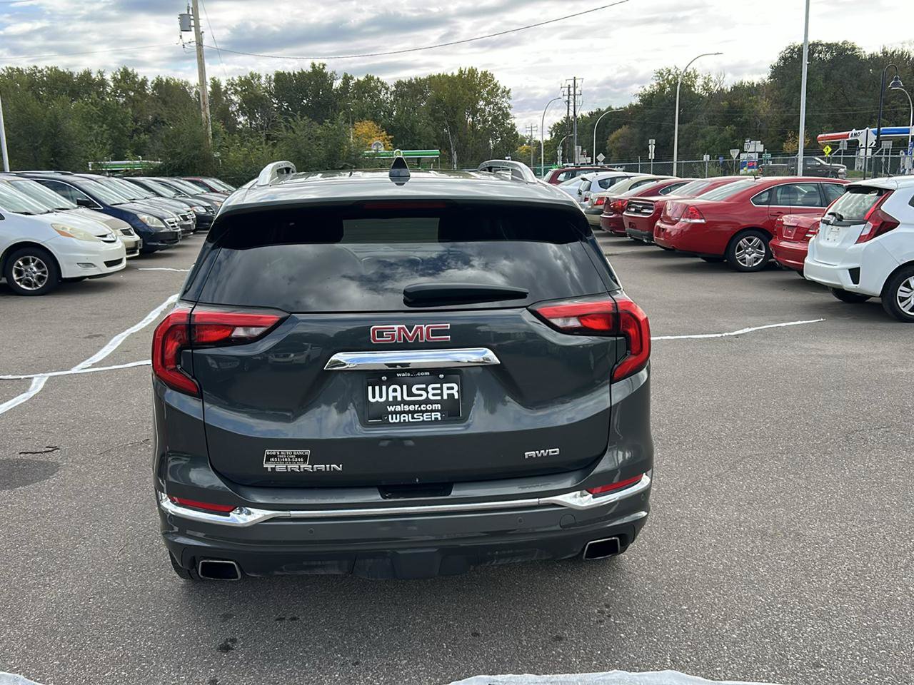 Used 2018 GMC Terrain Denali w/ GMC Pro Grade Package AWD/4WD image 6