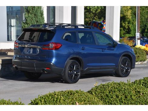 Used 2022 Subaru Ascent Onyx Edition image 4