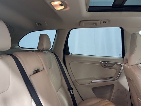 Used 2012 Volvo XC60 T6 AWD/4WD image 26