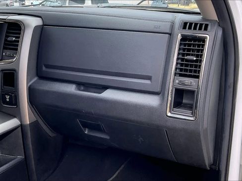 Used 2014 RAM 1500 Sport w/ Sport Premium Group image 17