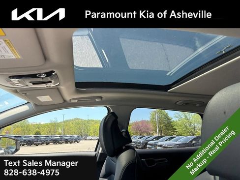 New 2026 Kia Sportage EX w/ EX Panoramic Sunroof Package AWD/4WD image 13