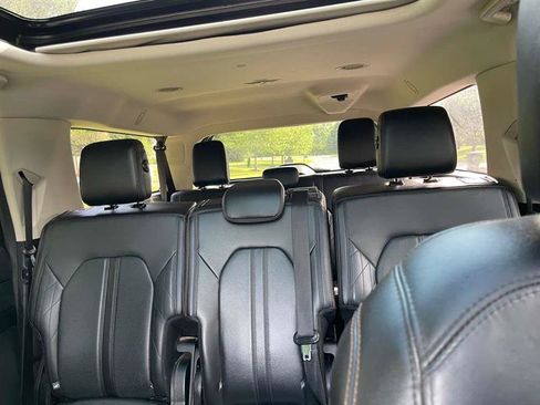 Used 2018 Ford Expedition Max Platinum AWD/4WD image 75