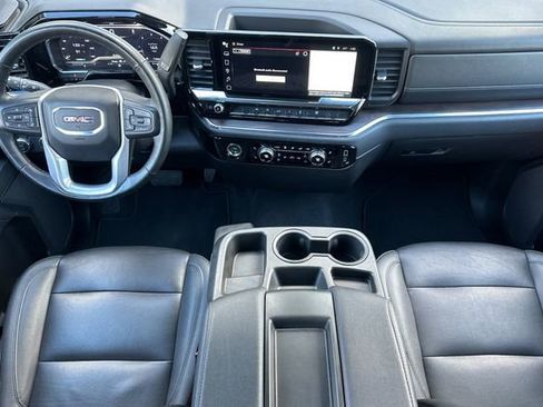 Used 2024 GMC Sierra 1500 SLT image 14