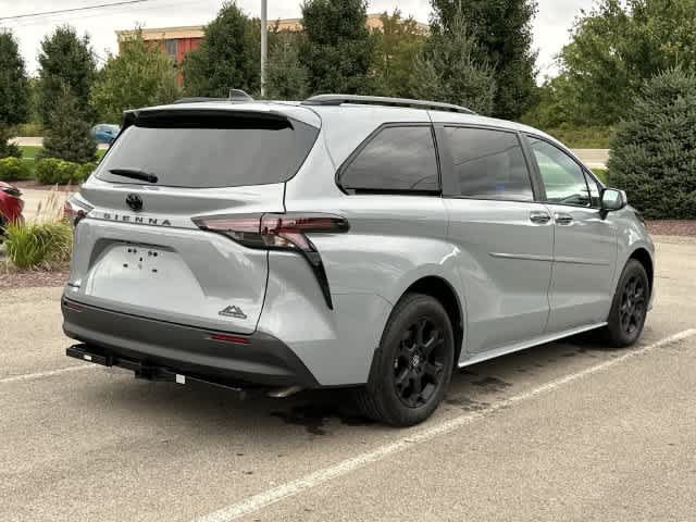 Used 2026 Toyota Sienna XLE Woodland Edition AWD/4WD image 23