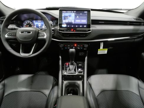 New 2026 Jeep Compass Latitude w/ Sun and Sound Group image 11