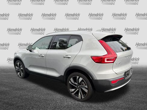 Used 2023 Volvo XC40 B5 Ultimate w/ Protection Package Premier AWD/4WD image 11