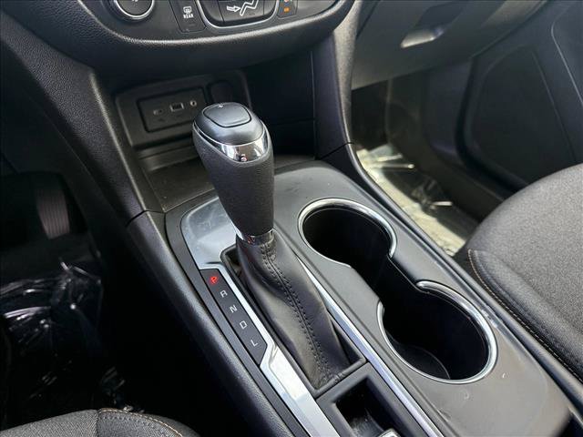 Used 2020 Chevrolet Equinox LT FWD image 16