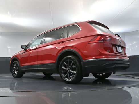 Used 2023 Volkswagen Tiguan SE AWD/4WD image 49