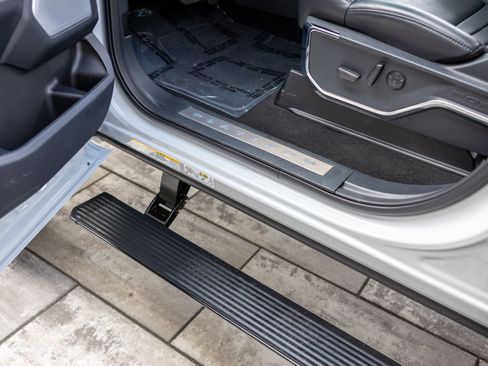 Used 2026 Ford F450 Platinum image 34