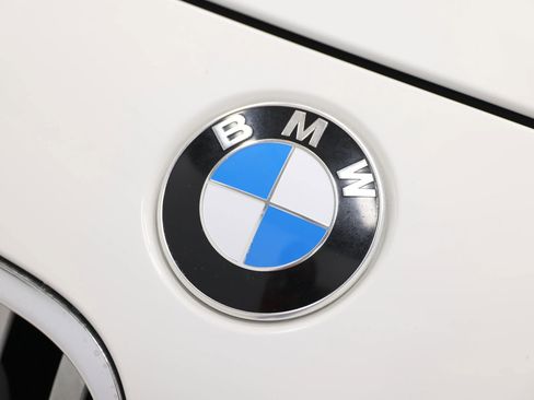 Used 2017 BMW 650i 650i Convertible 2D image 5