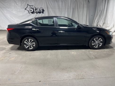 Used 2023 Nissan Altima 2.5 S image 8