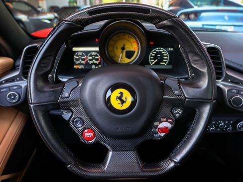 Certified 2013 Ferrari 458 Italia Base image 29