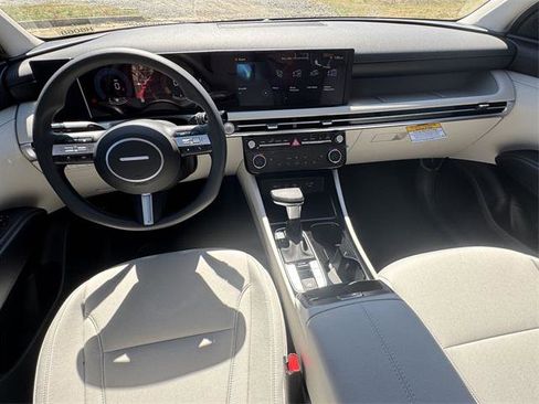 New 2025 Hyundai Tucson SEL image 22